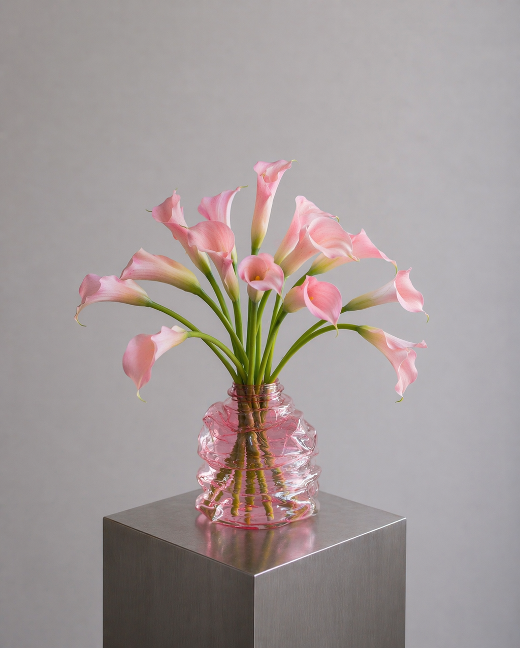 Bouquet of pink aromas