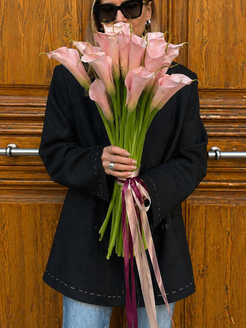 Bouquet of pink aromas