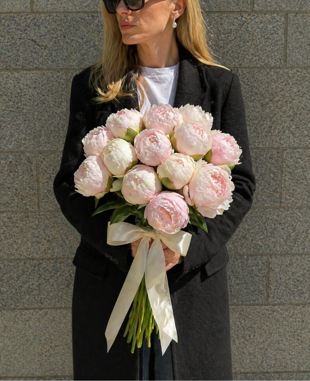 Pearly white peonies - Rare & premium variety